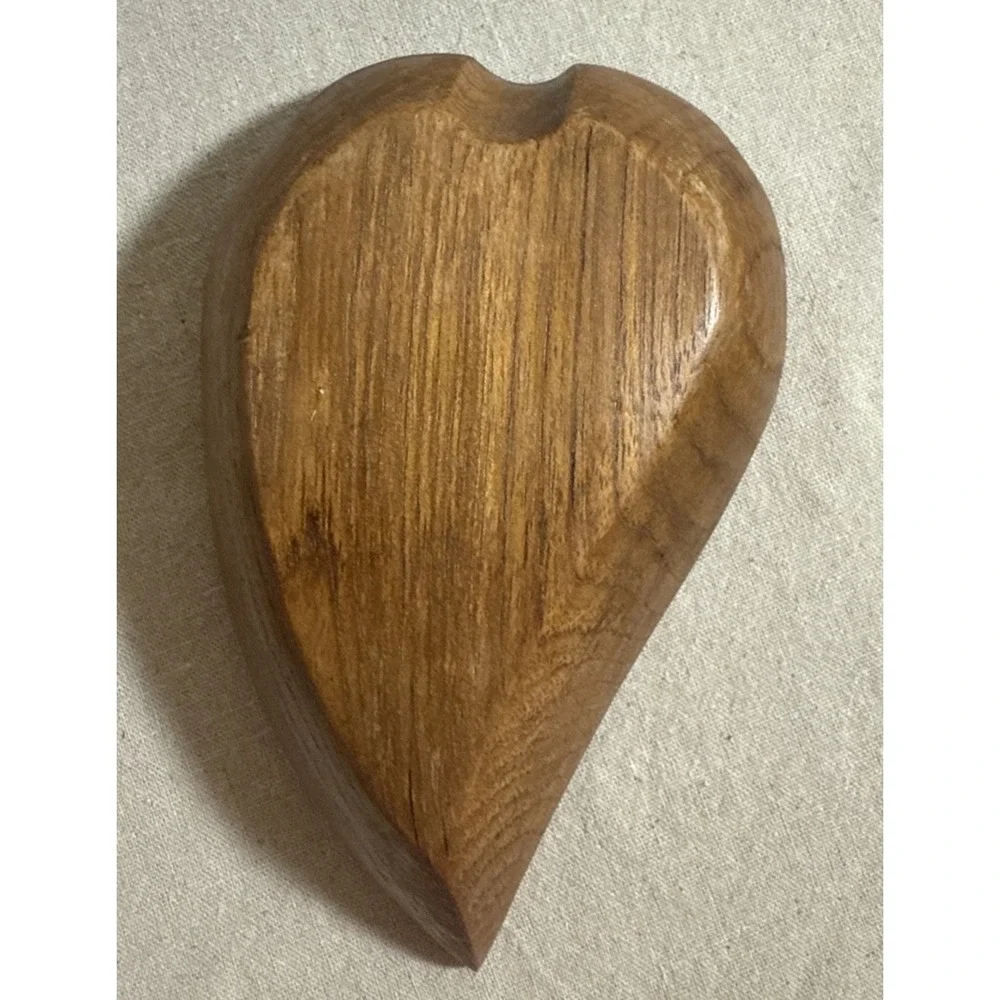 Vintage Wood Bowl - Spade‎ Shaped 7